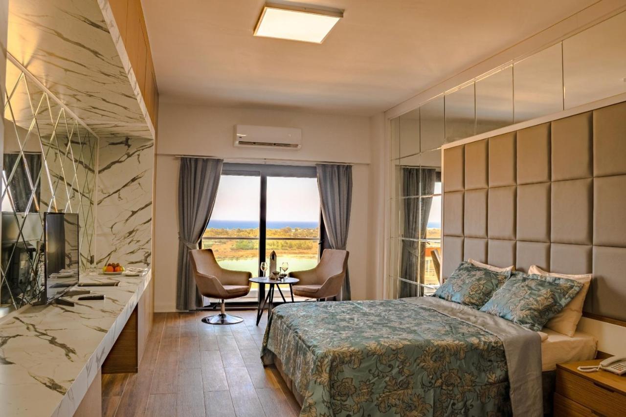 Novel Centre Point Hotel Фамагуста Экстерьер фото