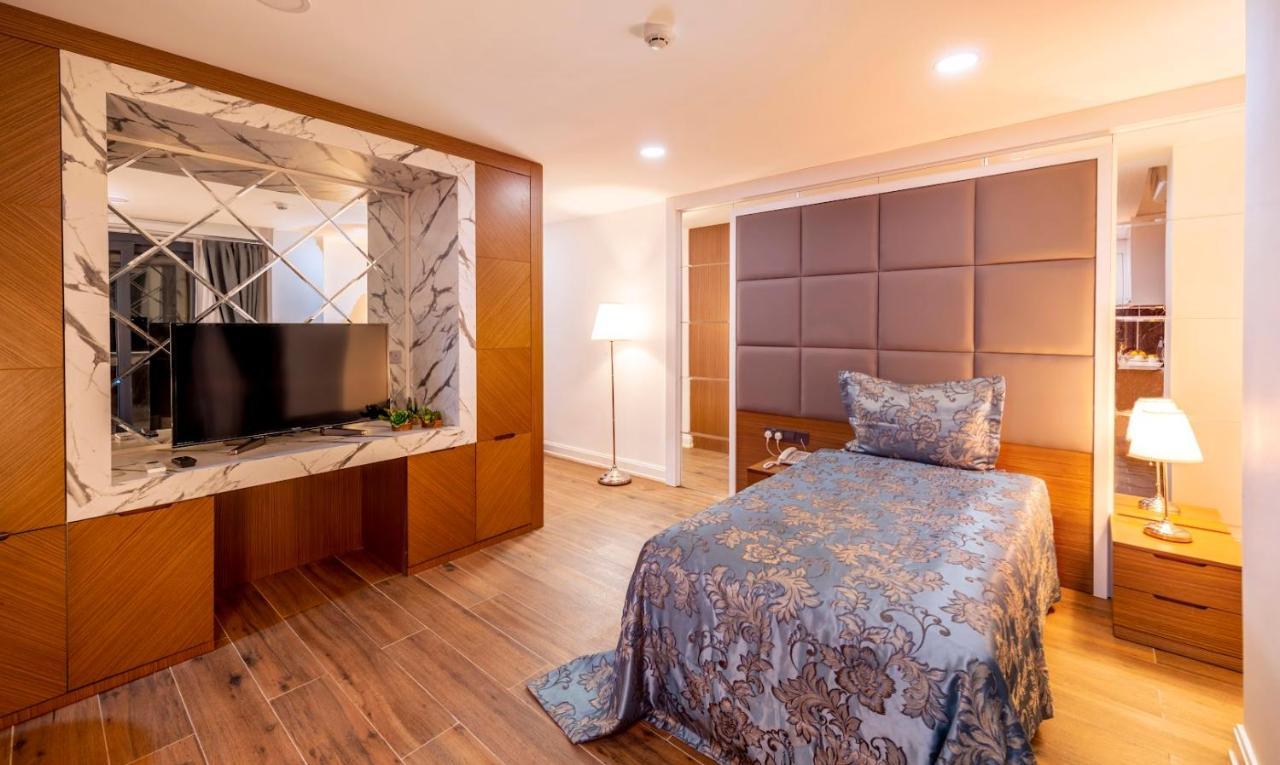 Novel Centre Point Hotel Фамагуста Экстерьер фото
